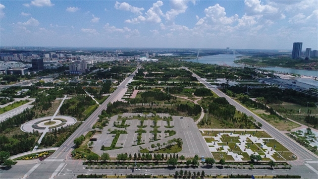 標(biāo)題：鄂爾多斯站立的文字文化主題公園
瀏覽次數(shù)：2337
發(fā)表時(shí)間：2020-10-16